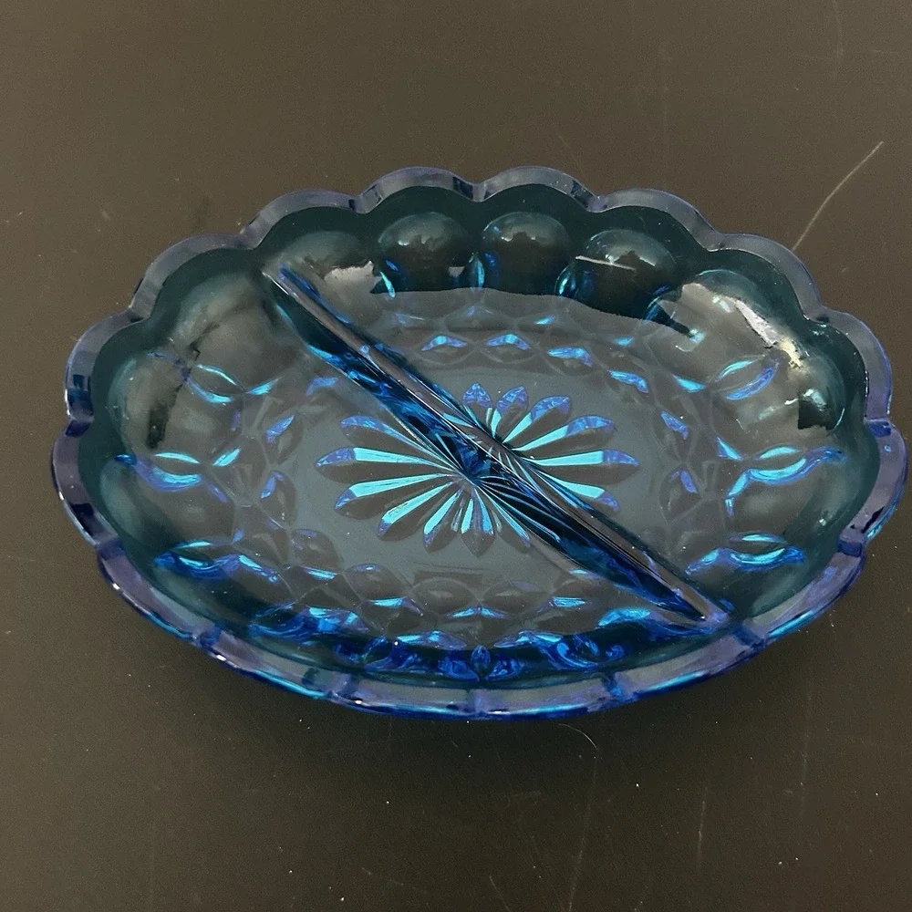 Vintage‎ Indiana Glass Kings Crown Teal Blue Divided Oval Candy Dish
